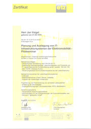 Planung und Auslegung von IT-Infrastruktursystemen der Elektromobiliät Planung und Auslegung von IT-Infrastruktursystemen der Elektromobiliät